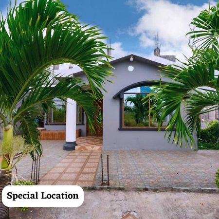פוארטו בקריסו מורנו Tropical Paradise, Galapagos מראה חיצוני תמונה