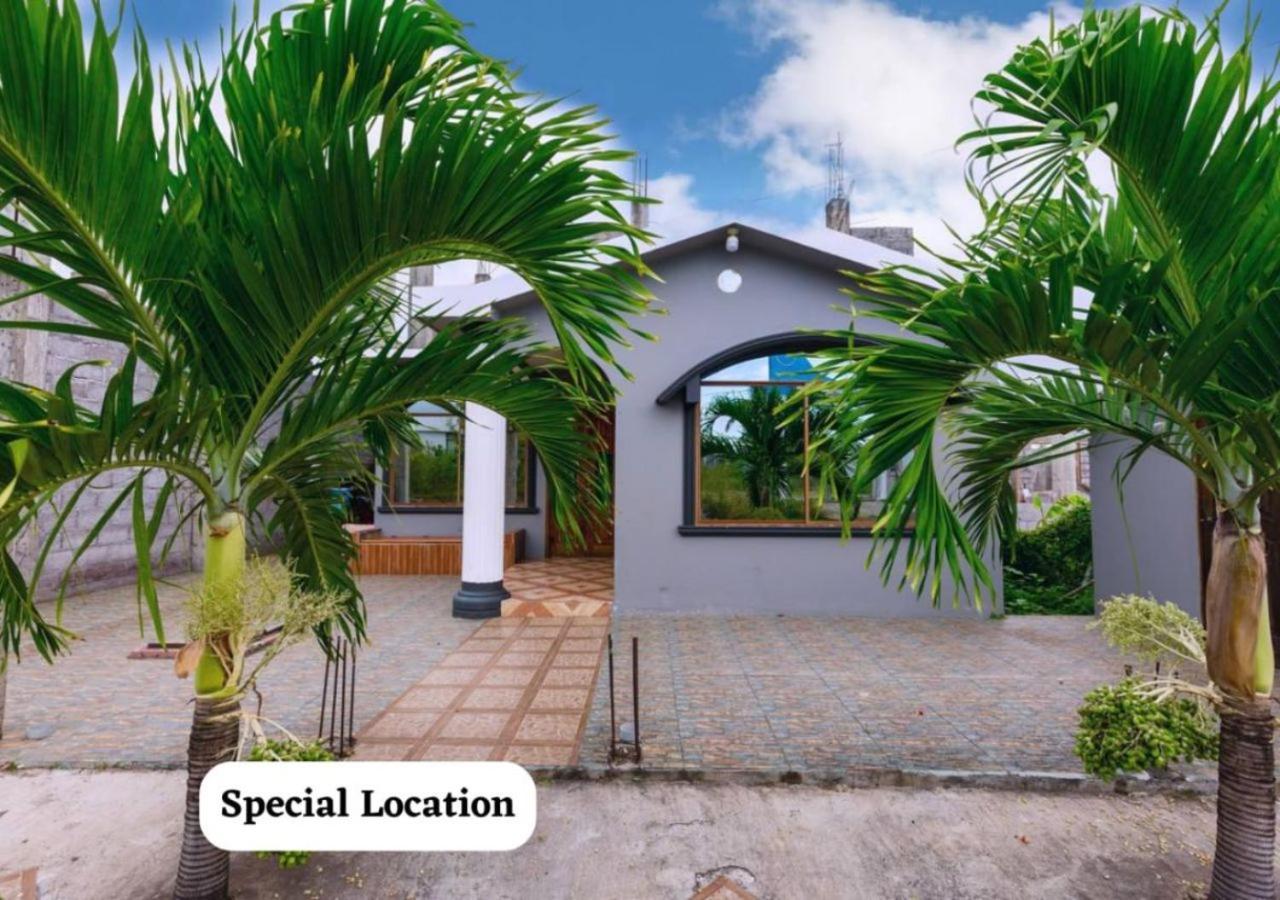 פוארטו בקריסו מורנו Tropical Paradise, Galapagos מראה חיצוני תמונה